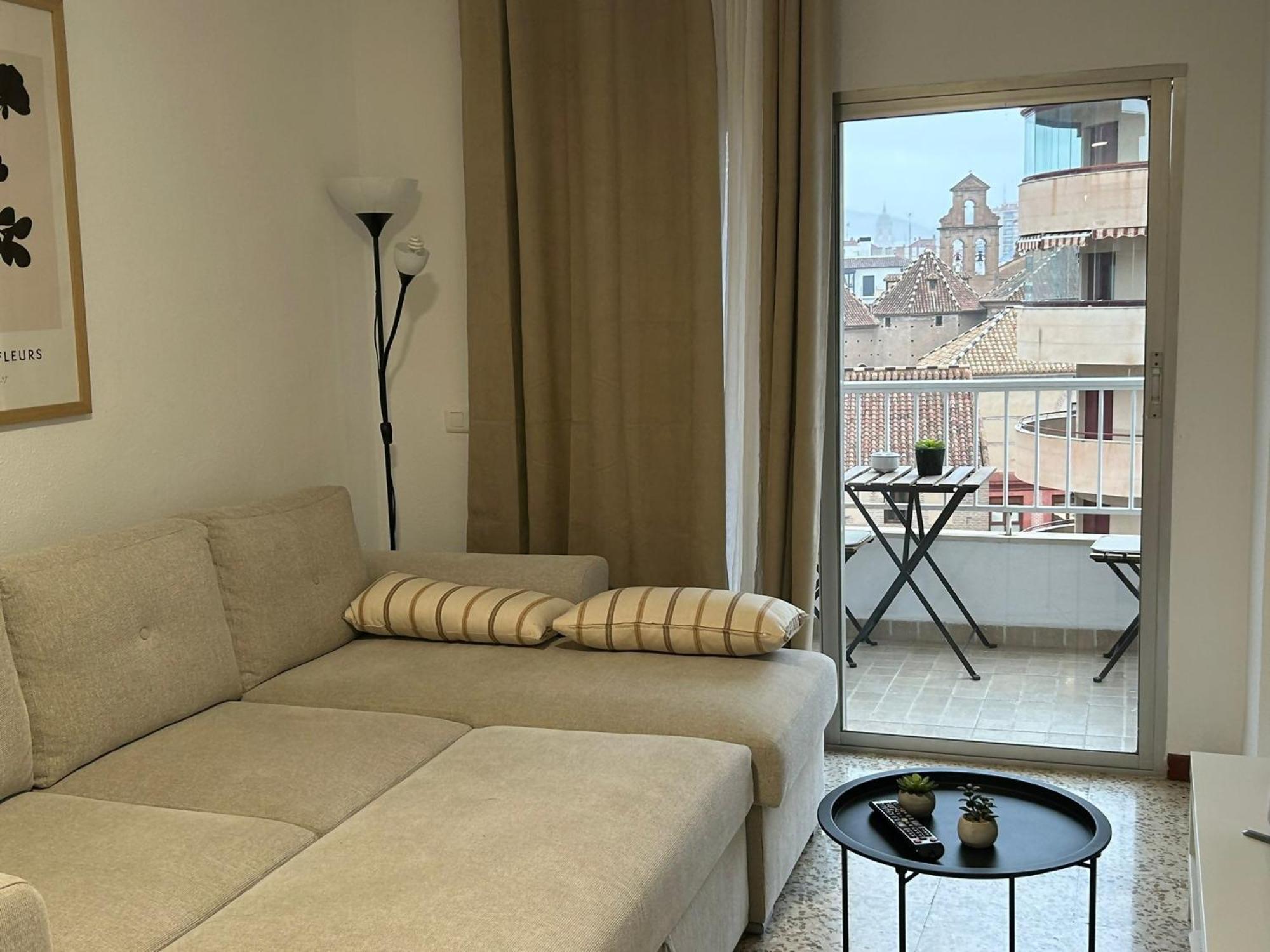 Appartamento Vialia Piso Centrico Wifi Maria Zambrano Andra Málaga Esterno foto