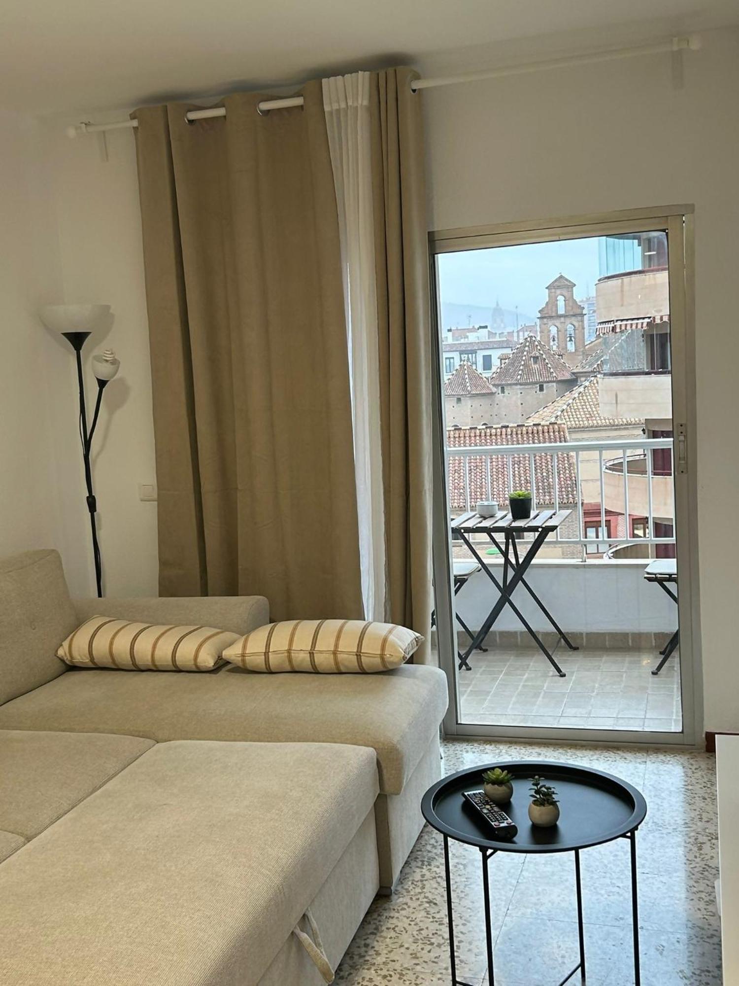 Appartamento Vialia Piso Centrico Wifi Maria Zambrano Andra Málaga Esterno foto